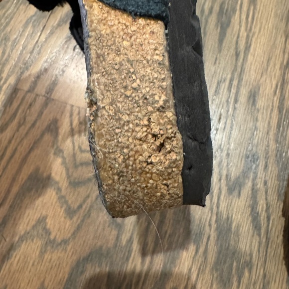 Birkenstock Boston Shearling Clogs in black. Size 44 - Picture 5 of 6